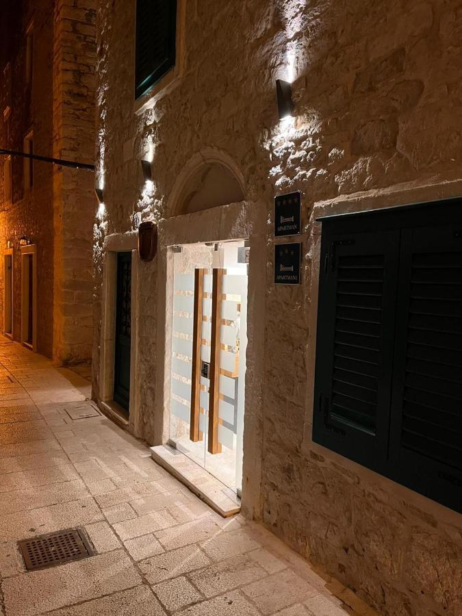 Aparthotel St. Clara Old Town Szybenik Zewnętrze zdjęcie